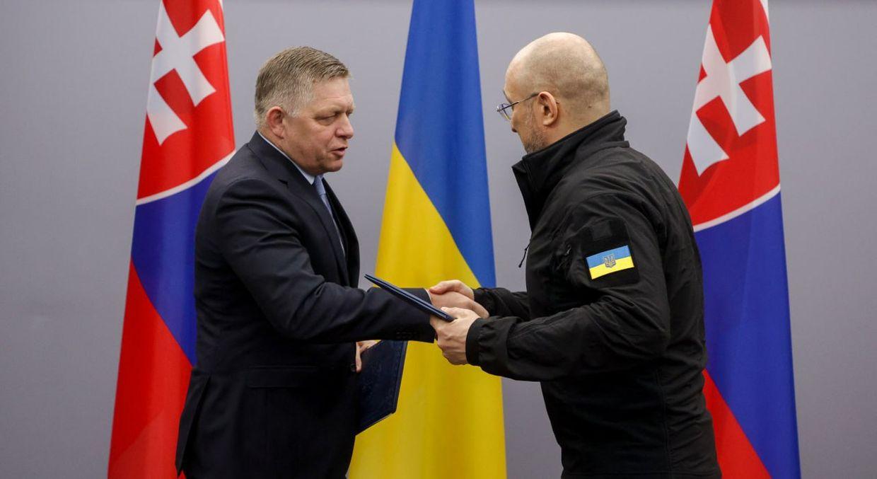 Shmyhal meets Fico in Uzhhorod, says Slovakia will not block EU aid for Ukraine