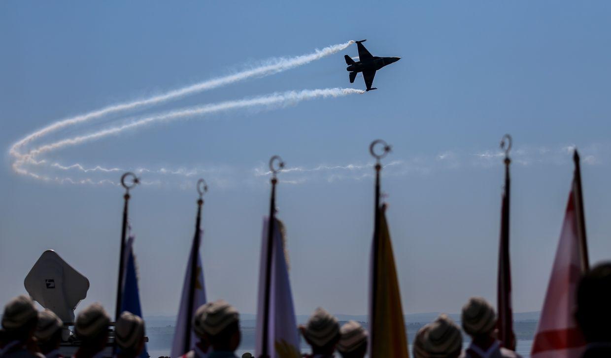 Biden administration approves F-16 sale to Turkey