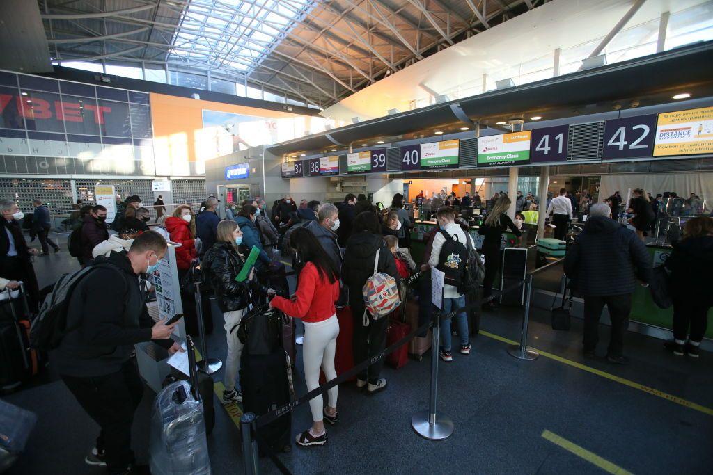 Ukraine to prioritize restoring air travel