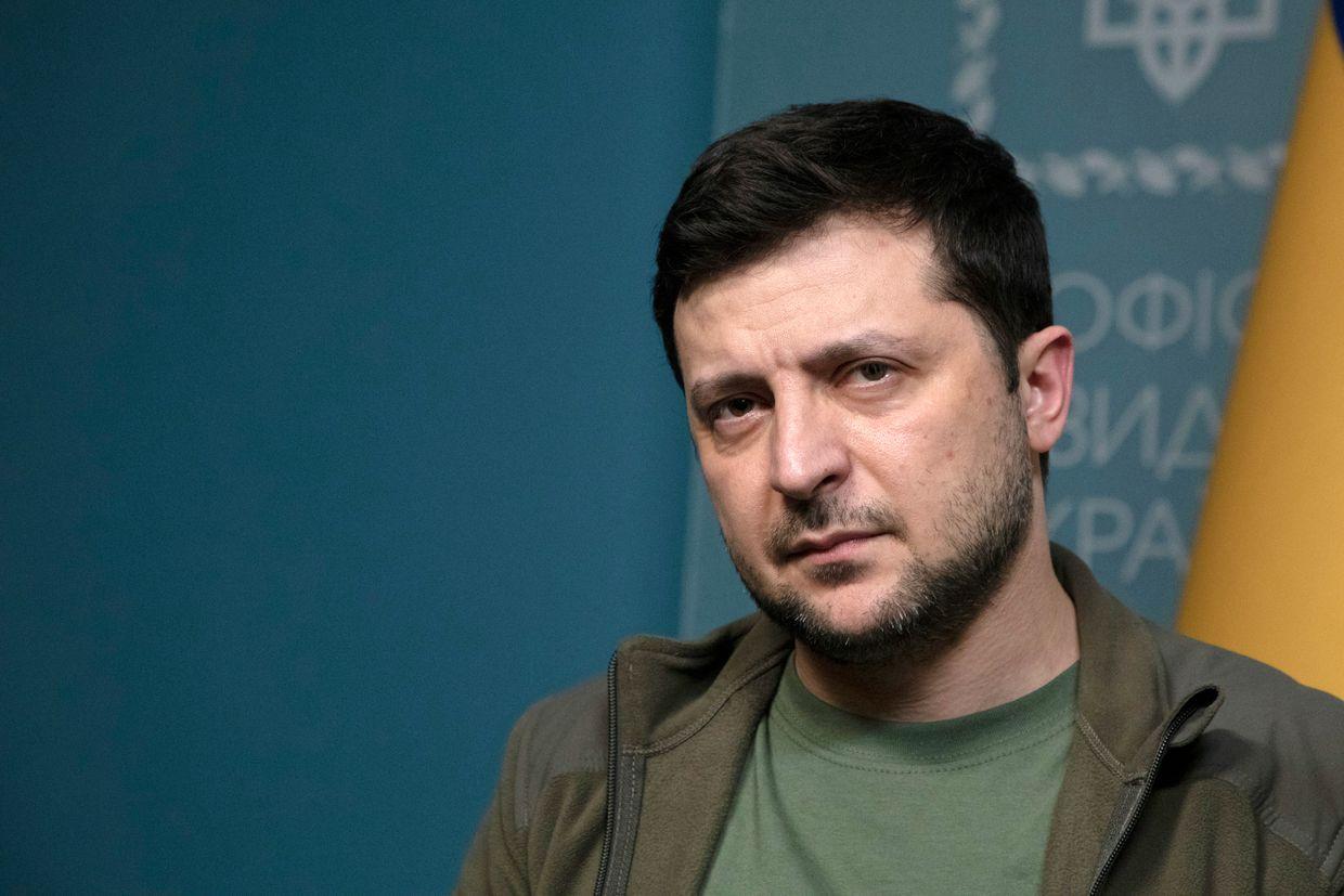 Book excerpt reveals details of Zelensky's bunker routine during first weeks of invasion