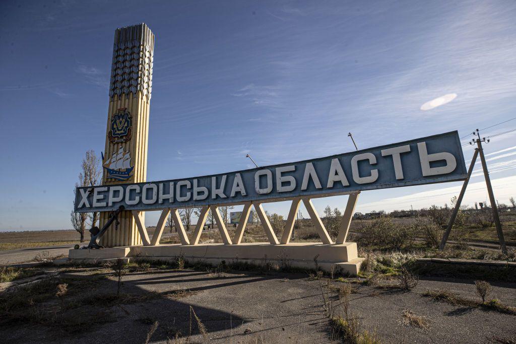 Russian attacks kill 1, injure 7 in Kherson Oblast over past day