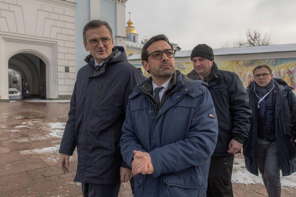 Newly-appointed French foreign minister arrives in Kyiv