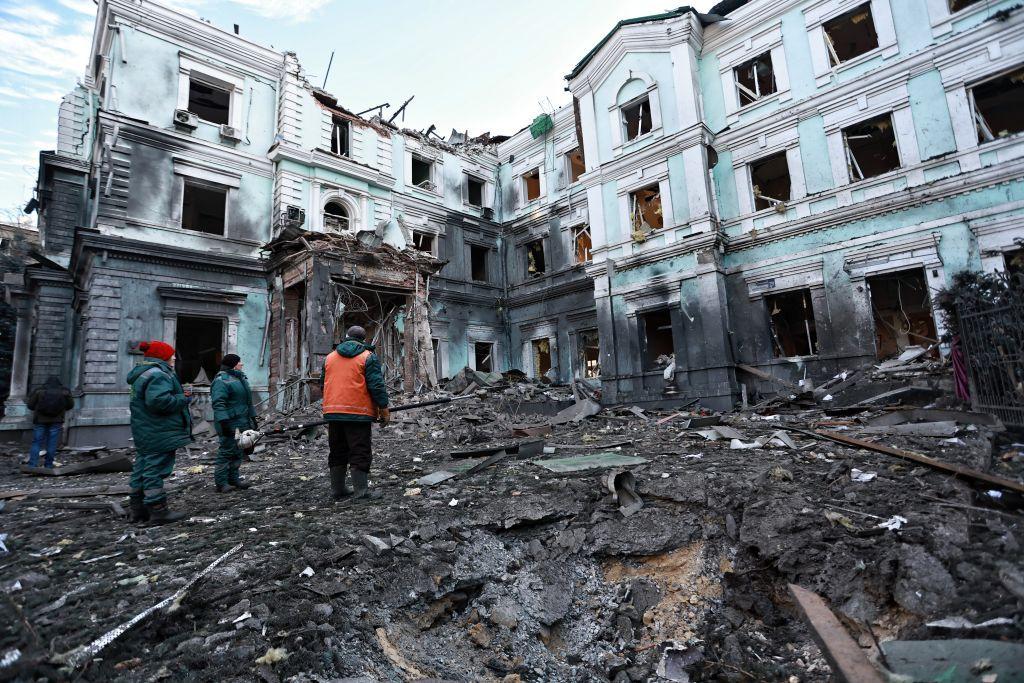 Explosions reported in Kremenchuk, Kharkiv