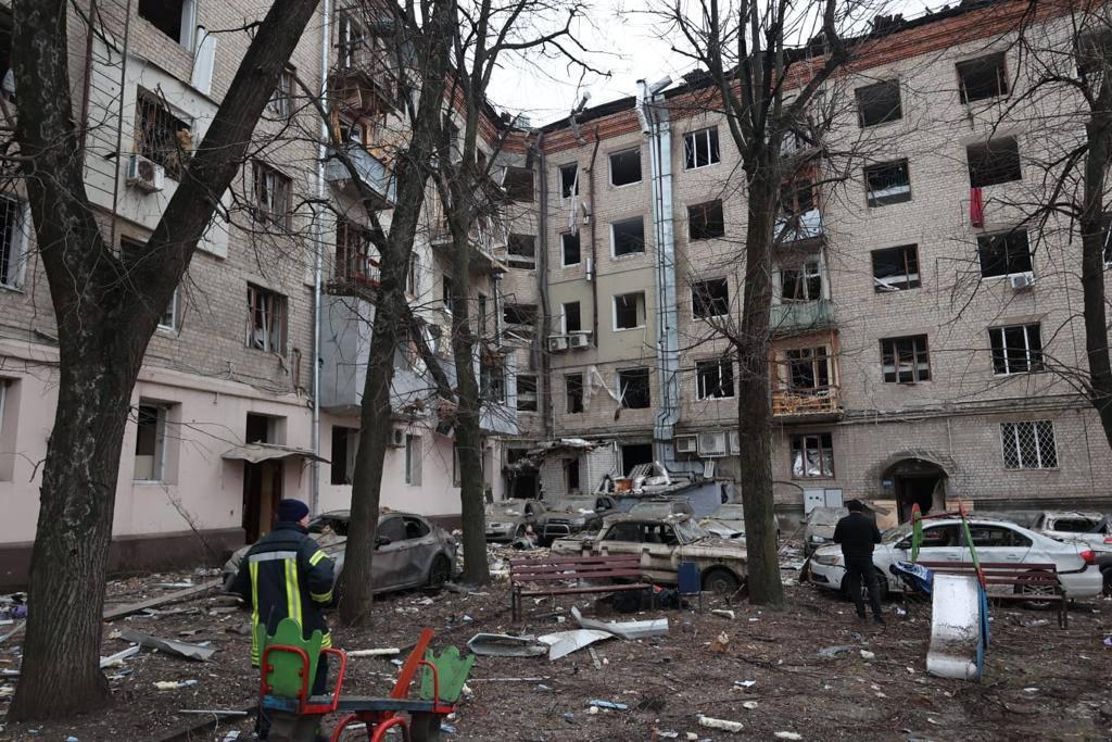 Zelensky: Russian morning attacks against Ukraine kill 4, injure 92
