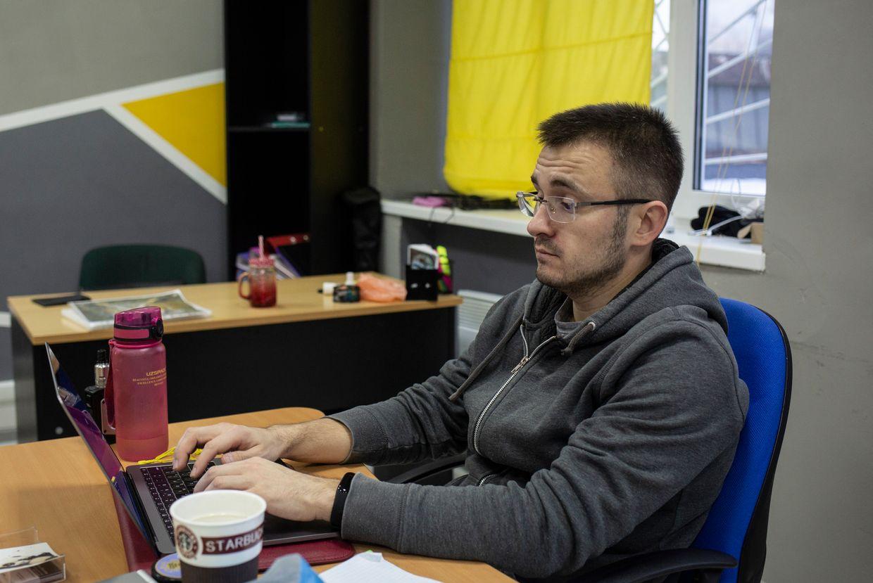 Ukrainian investigative outlet turns to law enforcement over surveillance case