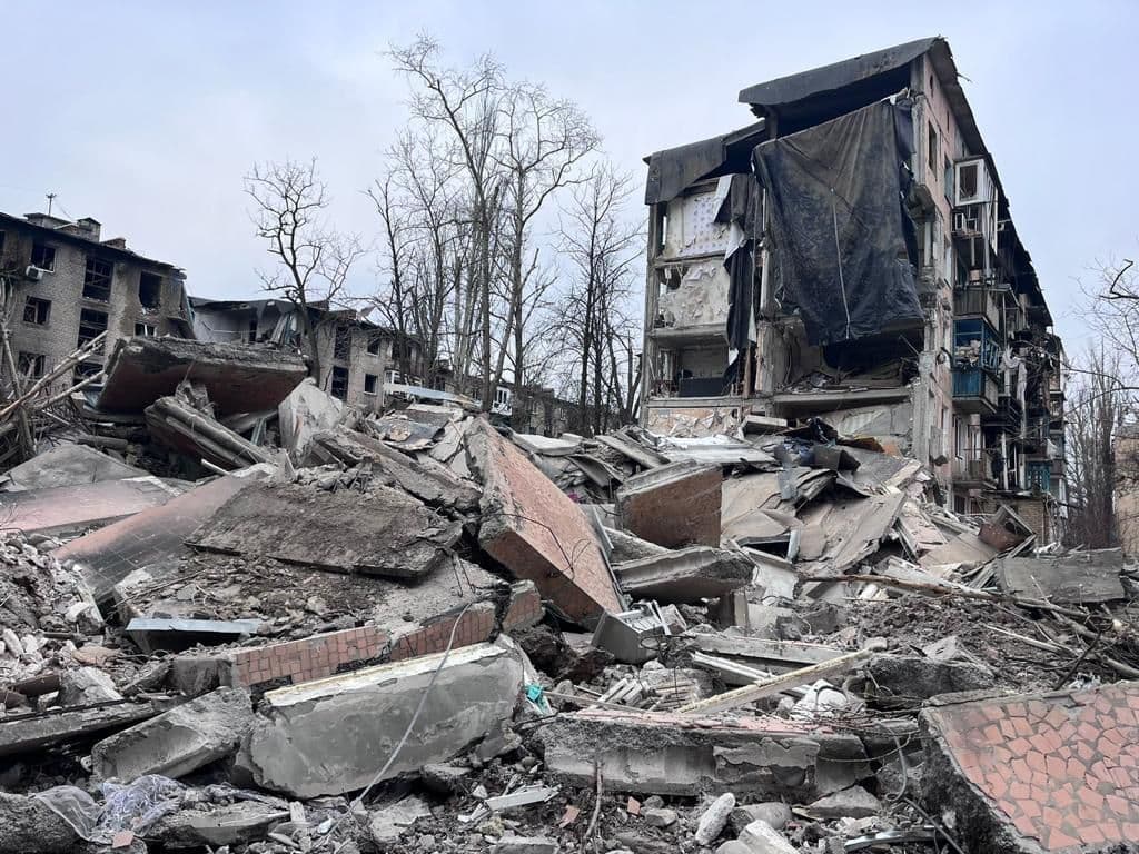 Slidstvo.Info: Relatives identify bodies of 3 Ukrainian soldiers allegedly captured as POWs in Avdiivka