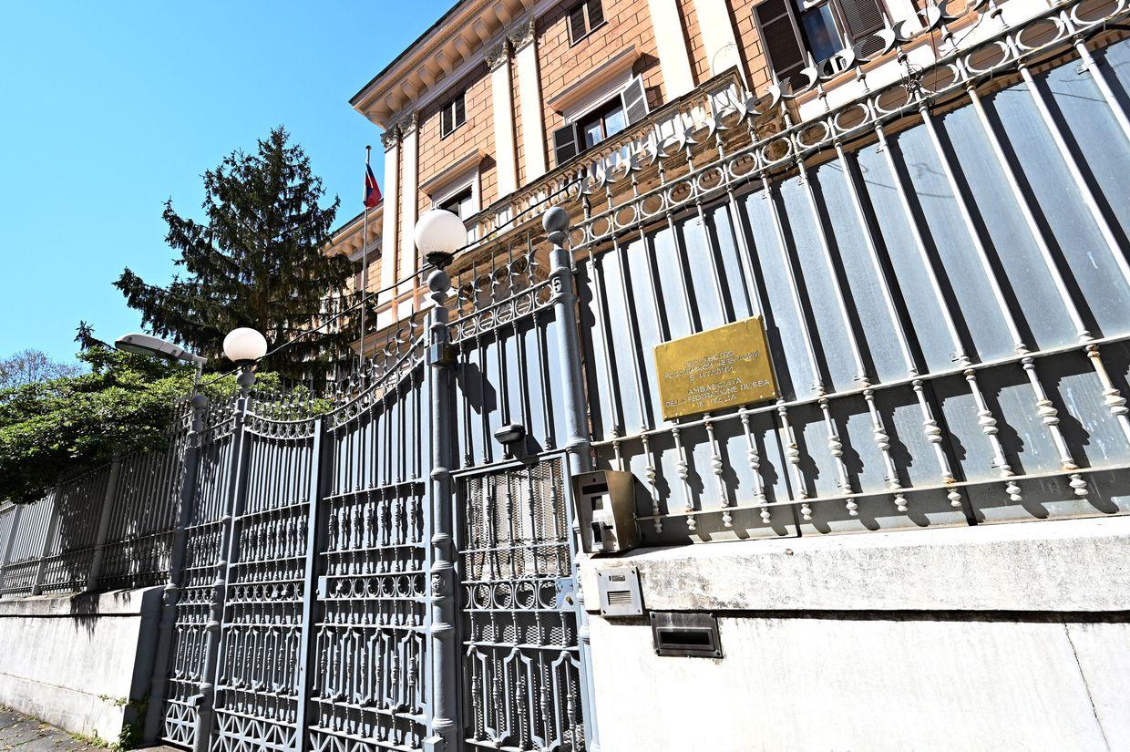 Italy sentences ex-navy officer to 20 years over spying for Russia