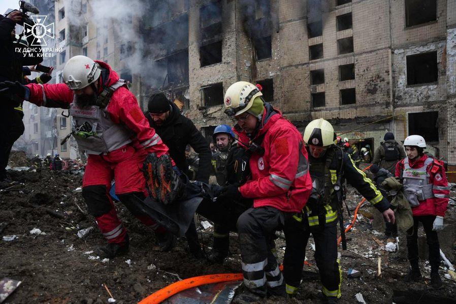 UPDATE: 2 killed, 49 injured in Russian attack against Kyiv