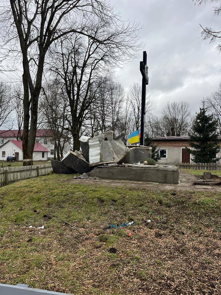 Governor: Lviv first oblast to complete decommunization process