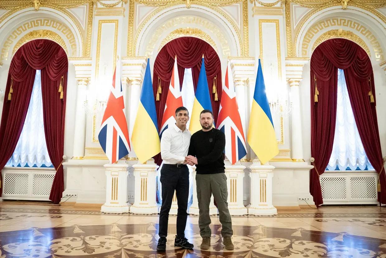 Ukraine war latest: Sunak unveils $3.2 billion package, signs security deal in Kyiv