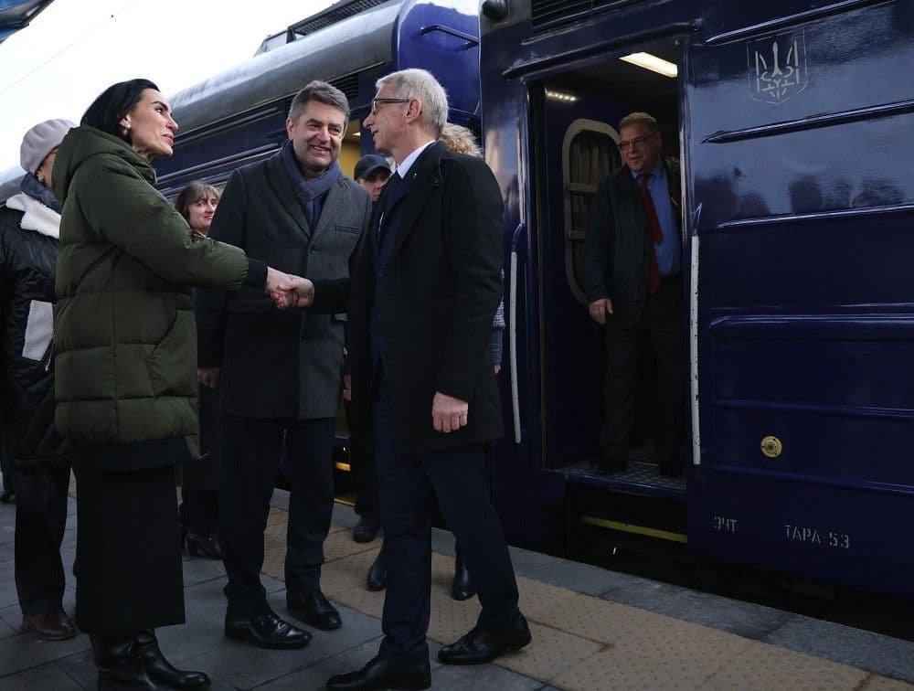 Bulgarian PM, ministers arrive in Ukraine for official visit