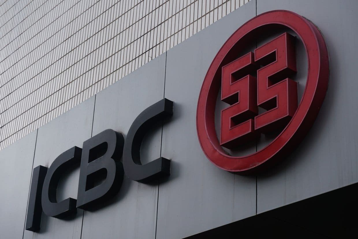 Russian media: China's 3 biggest banks stop accepting payments from sanctioned Russian institutions