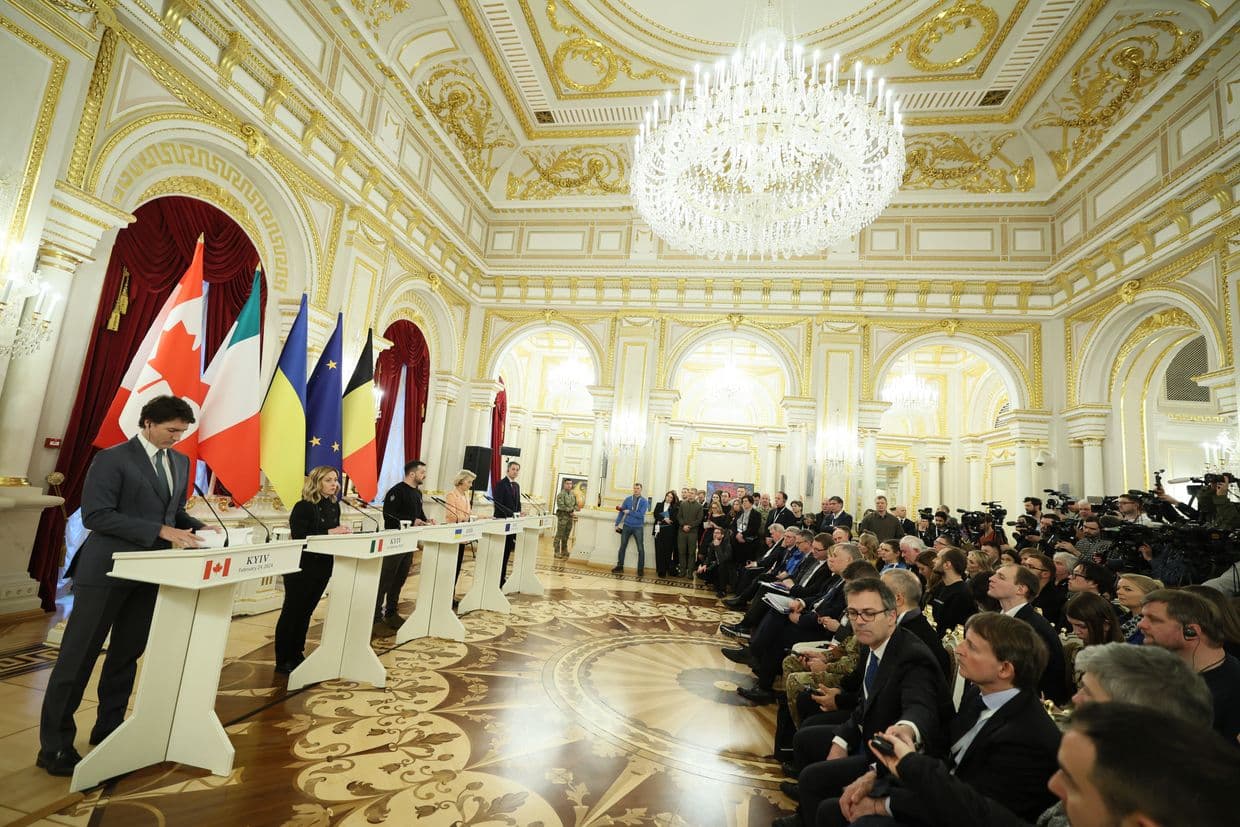 Canada, Italy sign security agreements with Ukraine