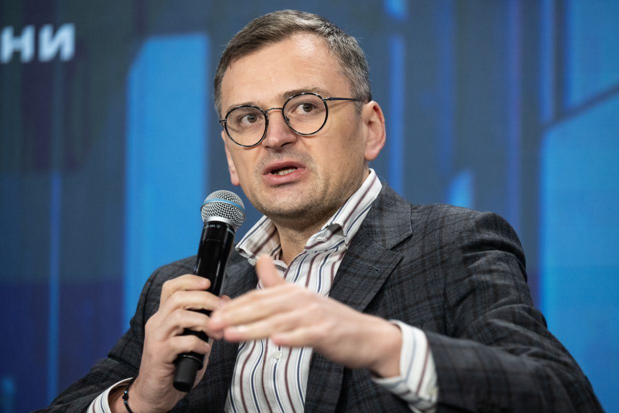 Kuleba calls with Polish FM, marks 'positive dynamics' in relations