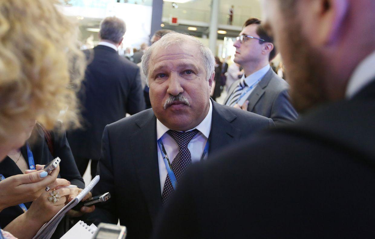 Ukraine nationalizes Russian oligarch's oil, gas assets