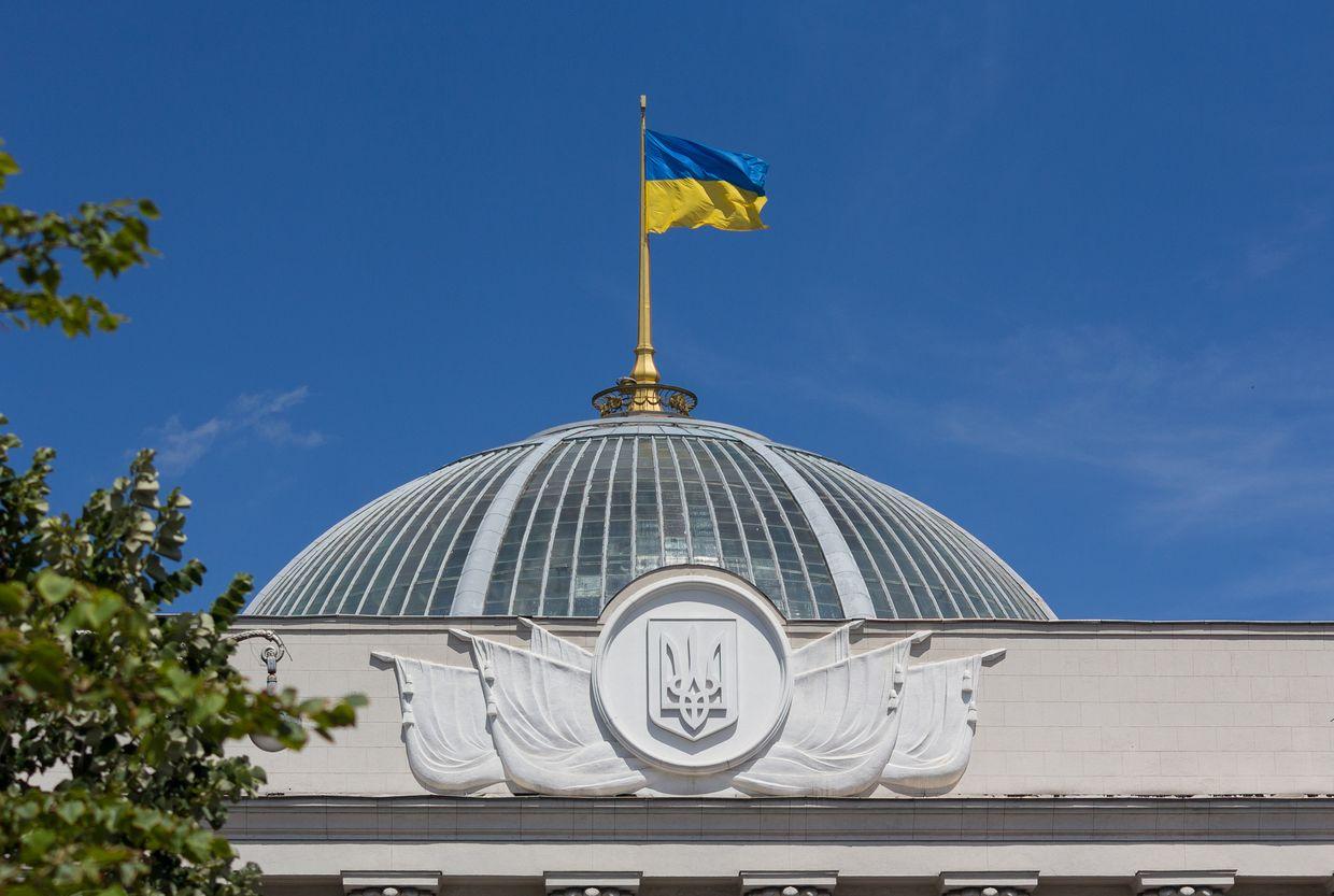 Survey: Half of Ukrainians say criticism of authorities needed but shouldn't destabilize country