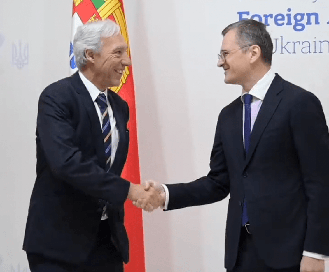 Kuleba meets with Portuguese FM in Kyiv