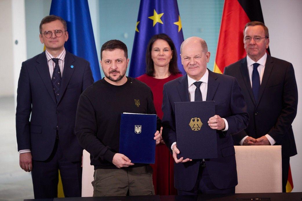 Germany signs long-term security deal with Ukraine, unveils new aid package