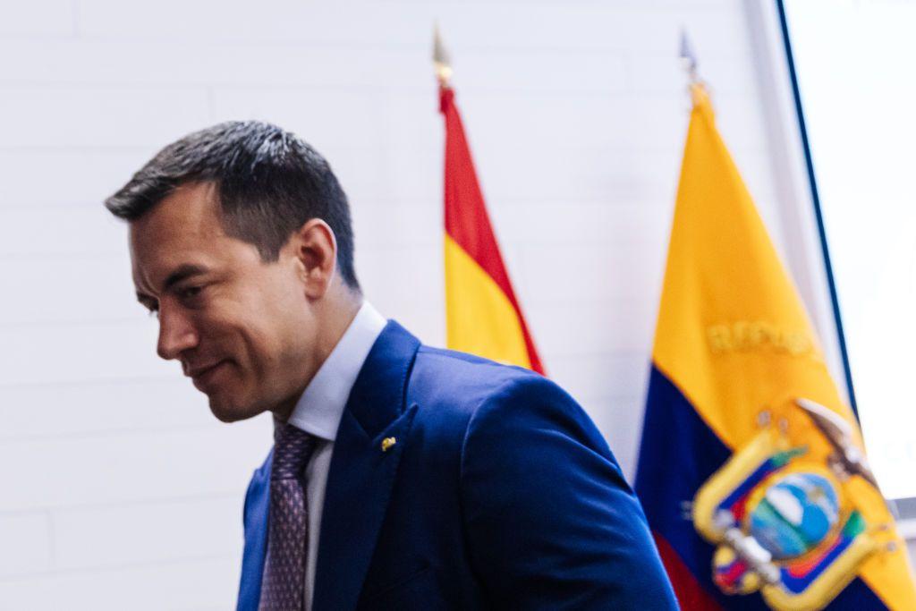 CNN: Ecuadorian president rejects sending US military supplies bound for Ukraine