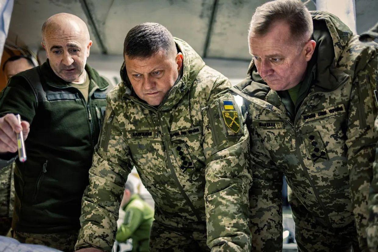 CNN: Zelensky set to dismiss Zaluzhnyi this week