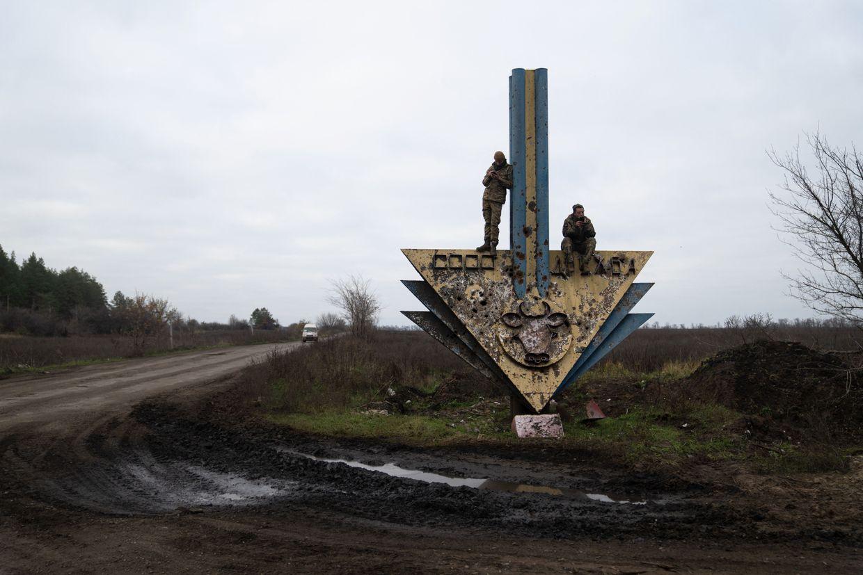 Russian attack on Donetsk Oblast village injures man