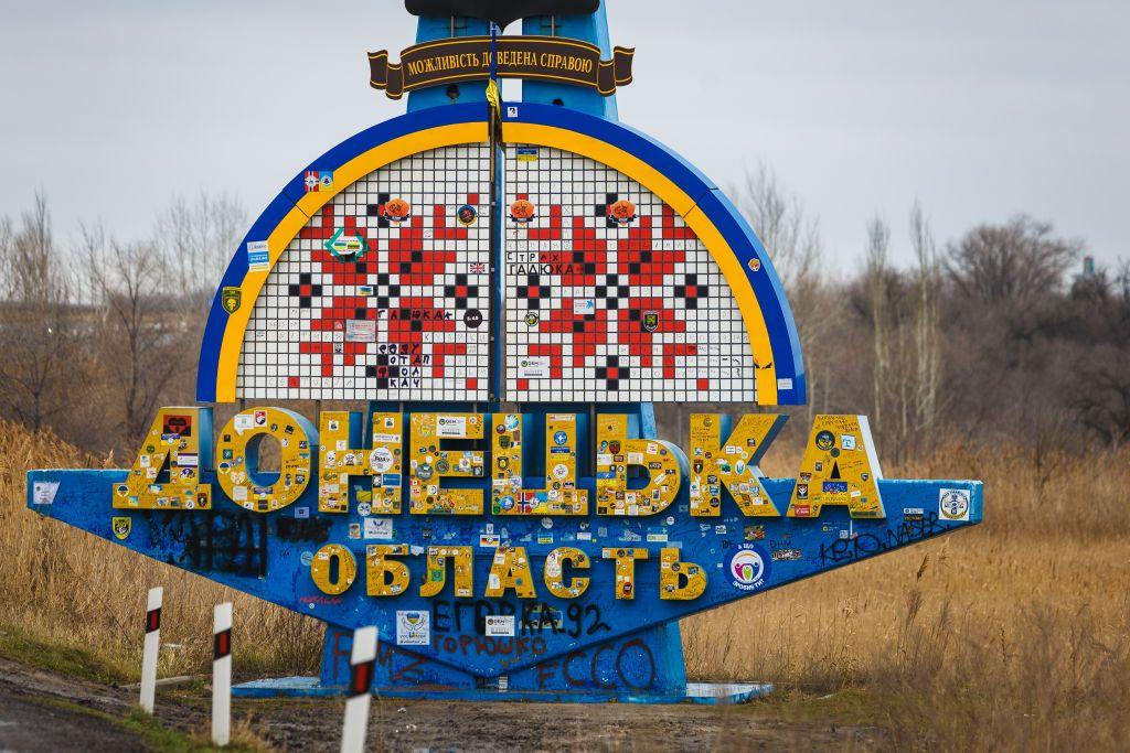 A road sign marks the entrance to Ukraine's Donetsk Oblast.