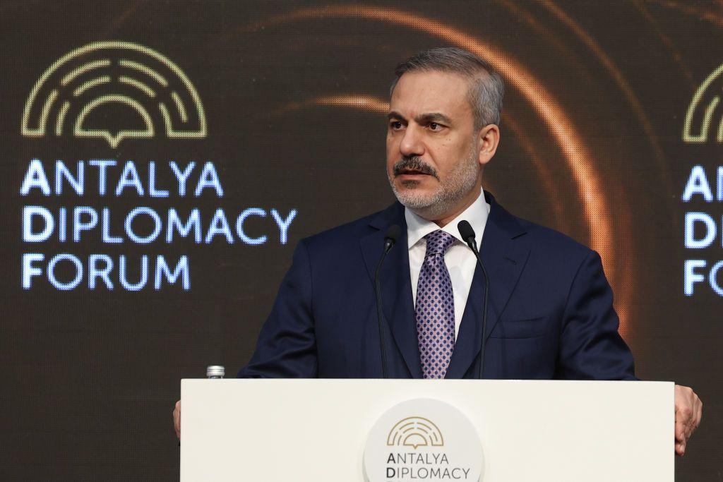 Turkey proposes 'peace platform' to end war in Ukraine
