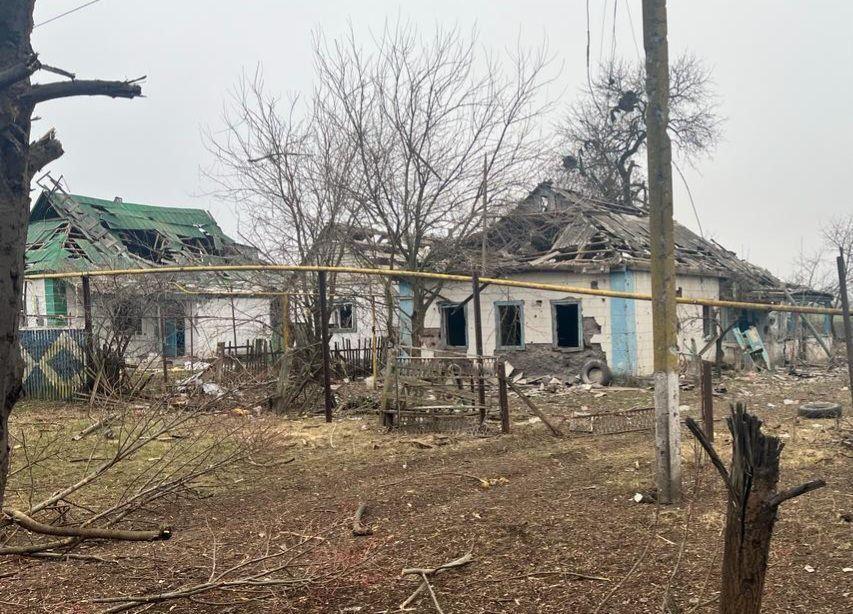 Russian attacks against Ukraine kill 2, injure 14 over past day