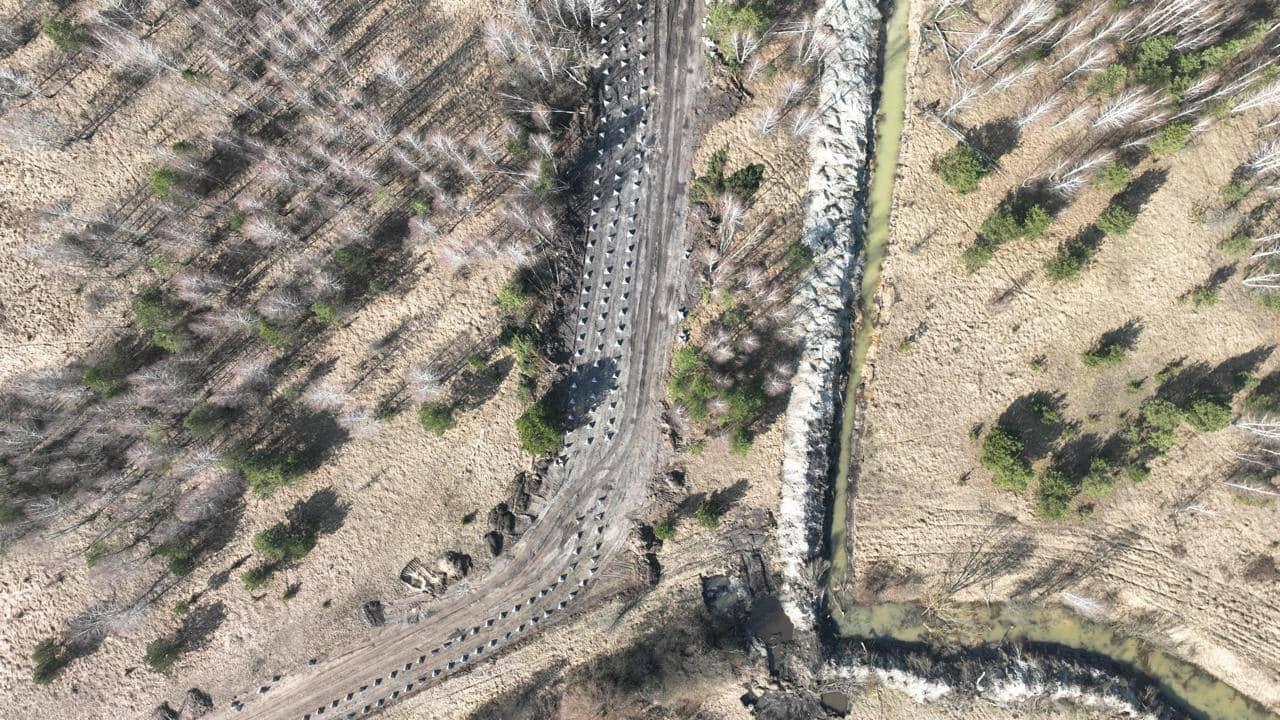 Governor: Almost 10,000 'dragon's teeth' anti-tank structures built in Kyiv Oblast