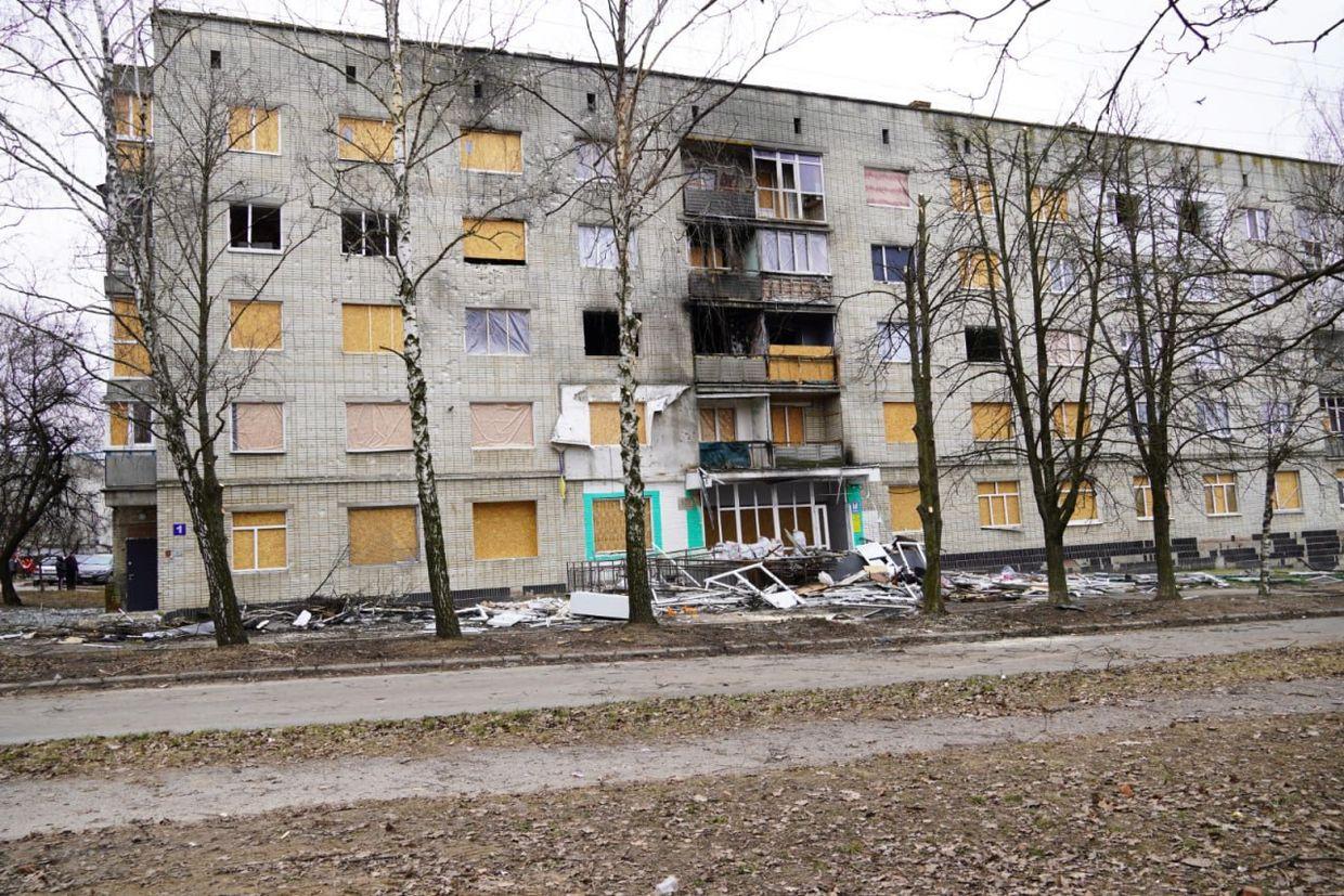 A Sumy apartment building damaged by Shahed drones overnight on March 6. 