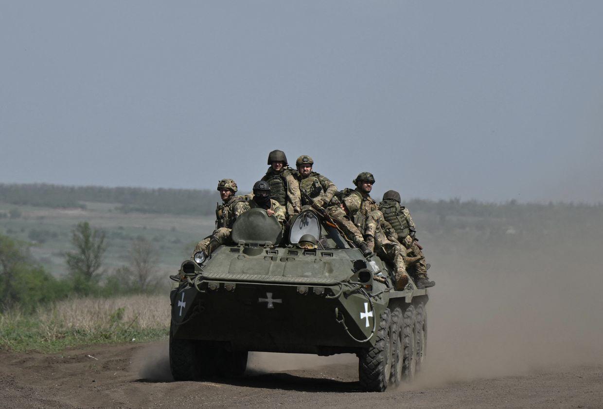 Europe quietly developing plan to send peacekeeping troops to Ukraine, AP reports