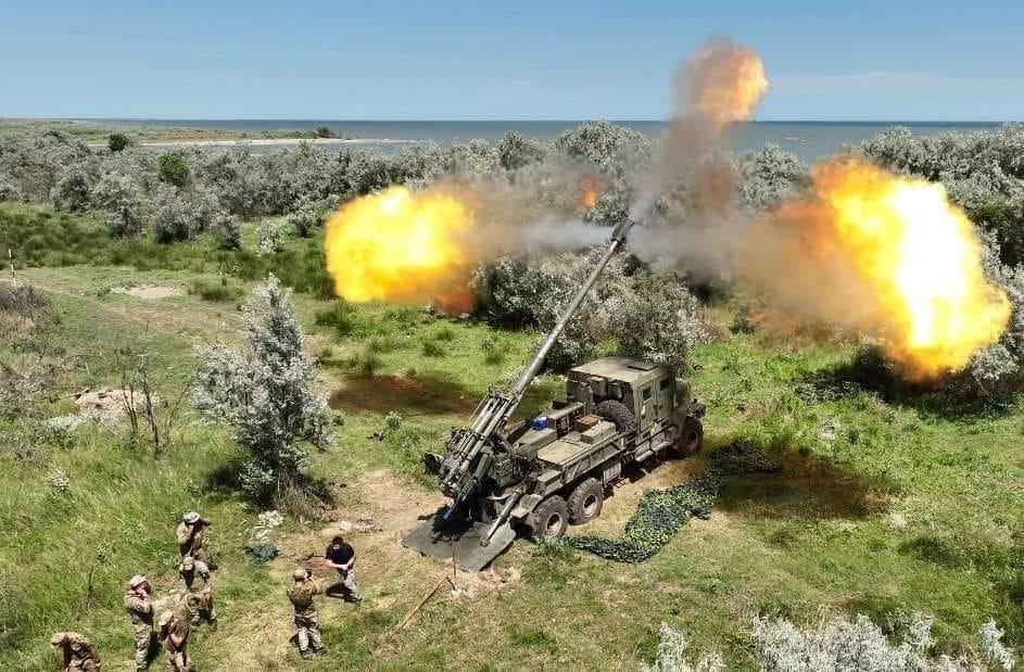 Ukraine produces largest number of self-propelled howitzers in Europe per month, Zelensky says