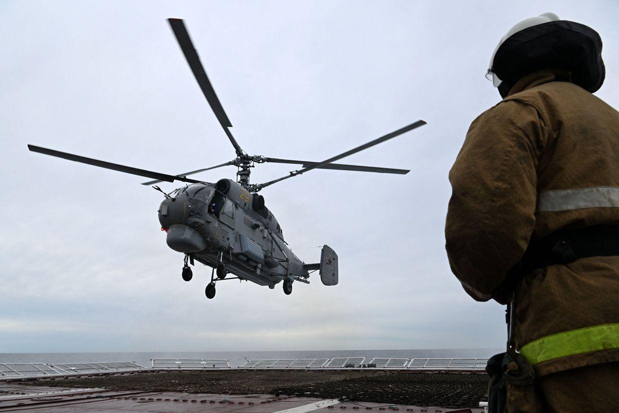 UPDATED: Russian military helicopter crashes in Black Sea after explosion, Ukrainian Navy says