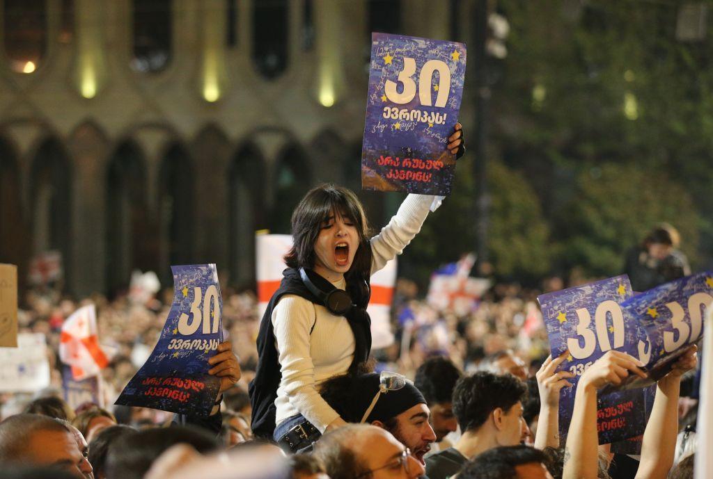 Georgian parliament moves forward with controversial foreign agents law as protests continue