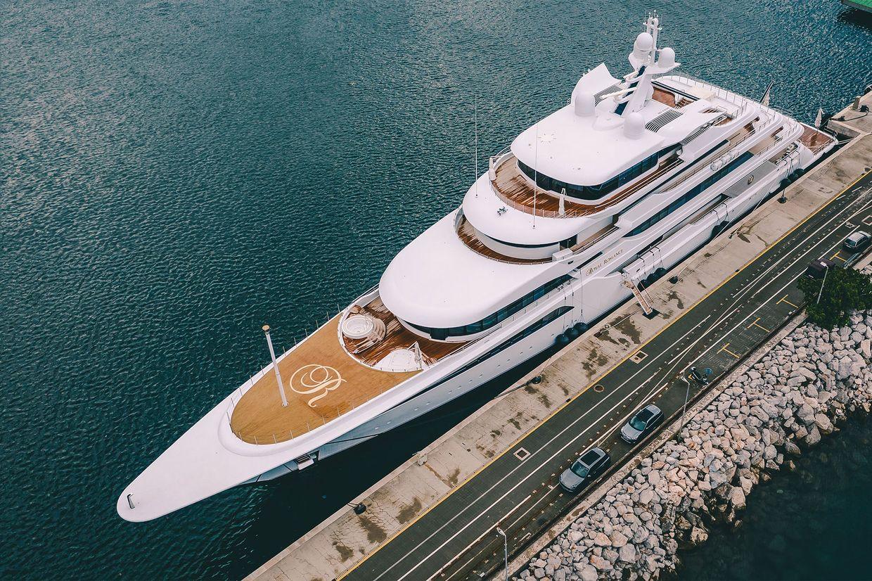 Medvechuk's yacht officially transferred to Ukrainian state