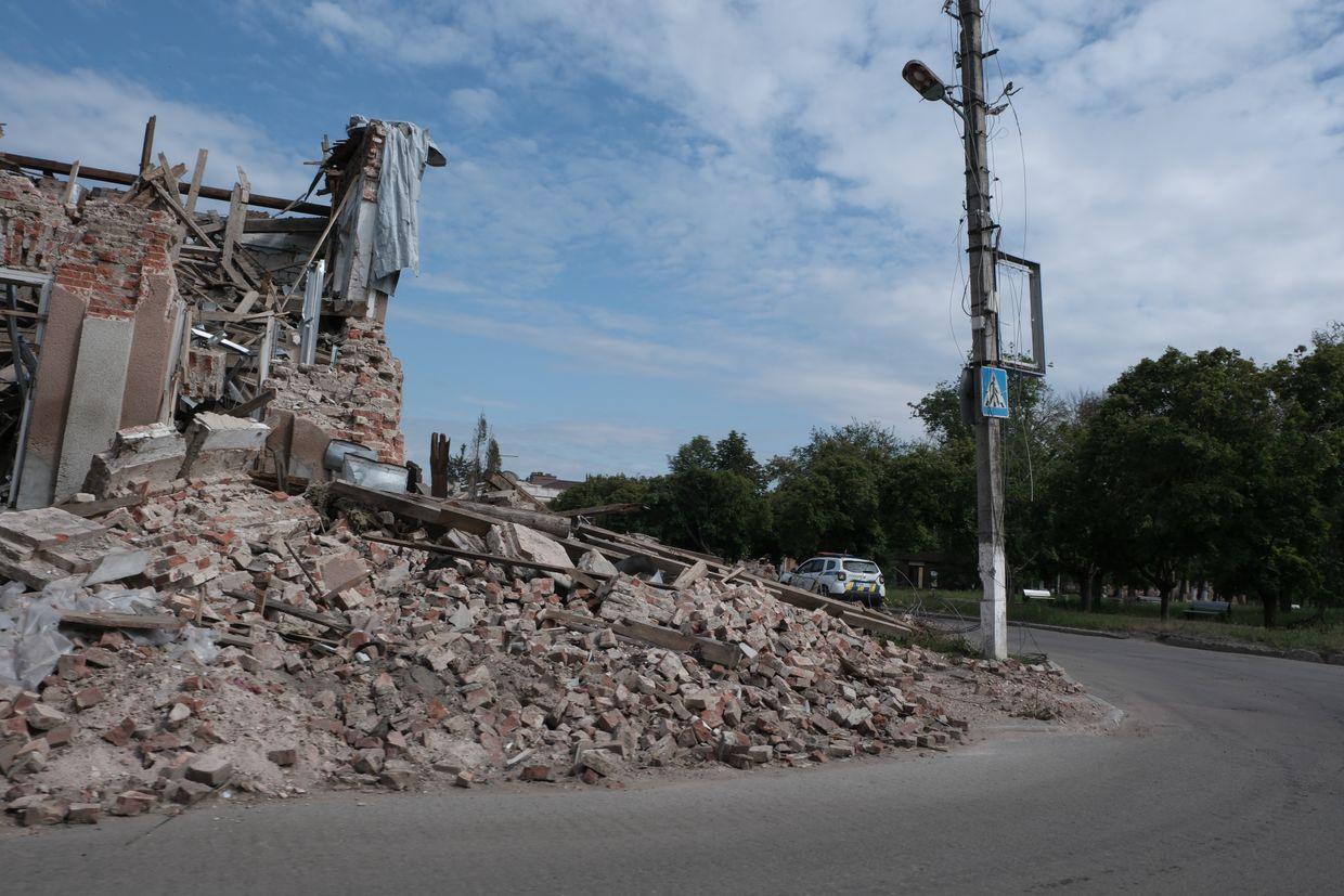 Two volunteers in Vovchansk reported as missing, allegedly shot by Russian troops