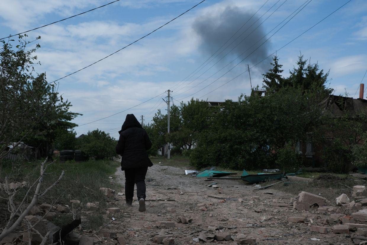 Russian cluster munition attack on Kharkiv Oblast injures 5, including Vovchansk official