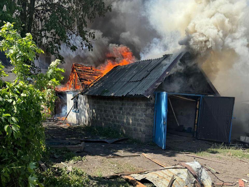 Governor: 2 killed, 6 injured in Russian attack on Hirnyk, Donetsk Oblast