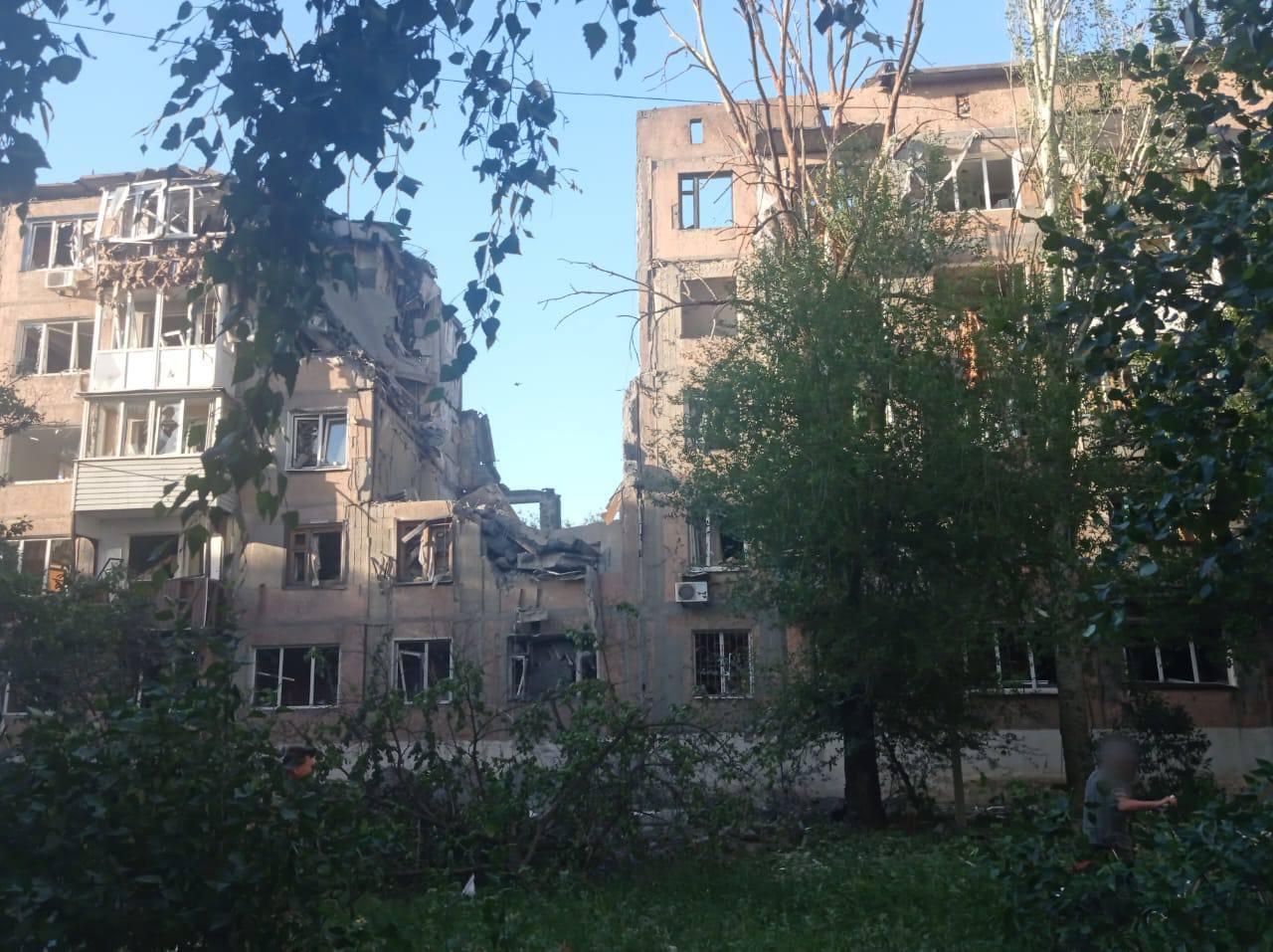 Russian attack on residential area in Donetsk Oblast town kills couple, injures 3