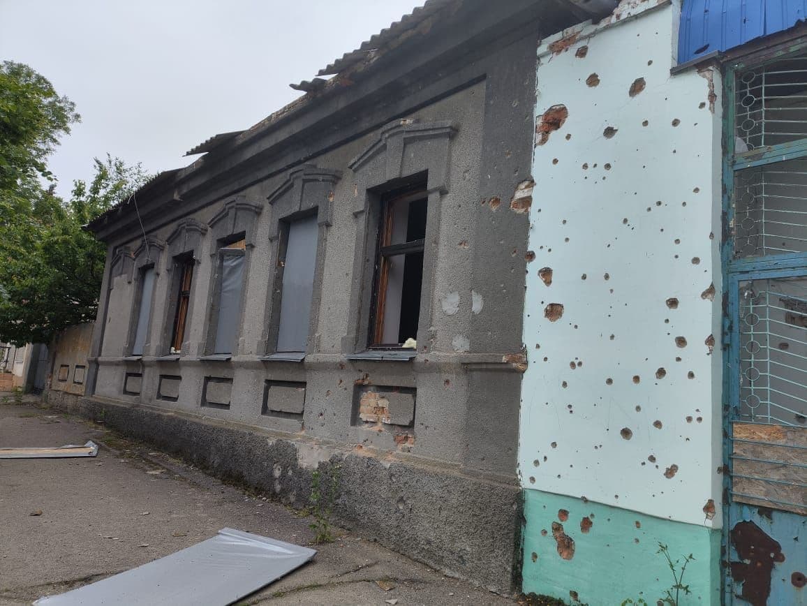 Russian attacks on Nikopol kill 2 people, injure 2