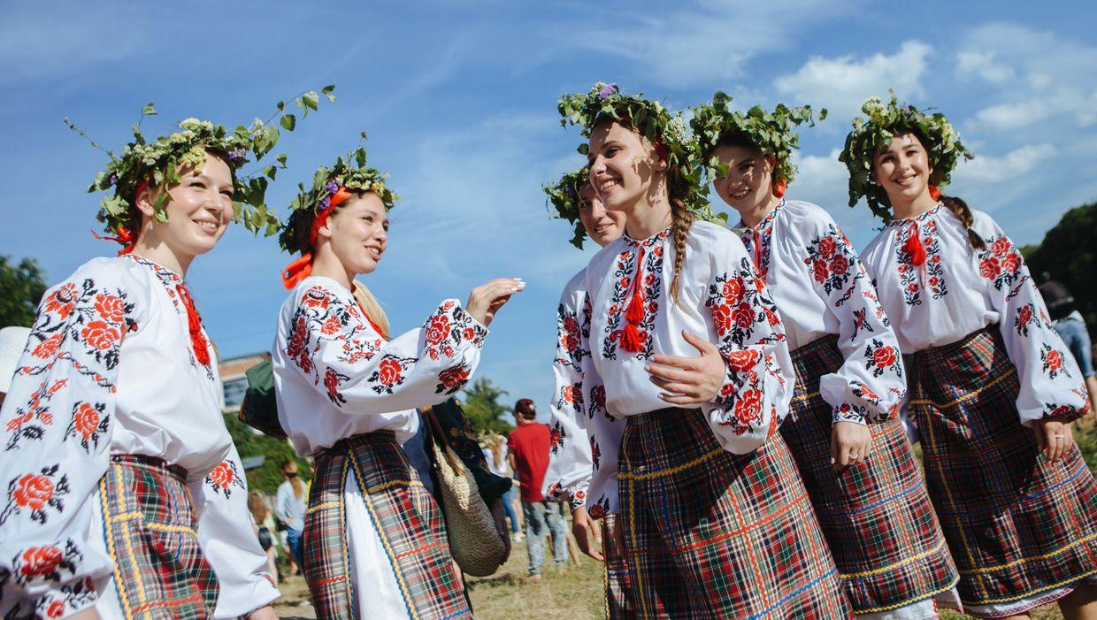 Vyshyvanka in photos: Ukrainian traditional clothing through time