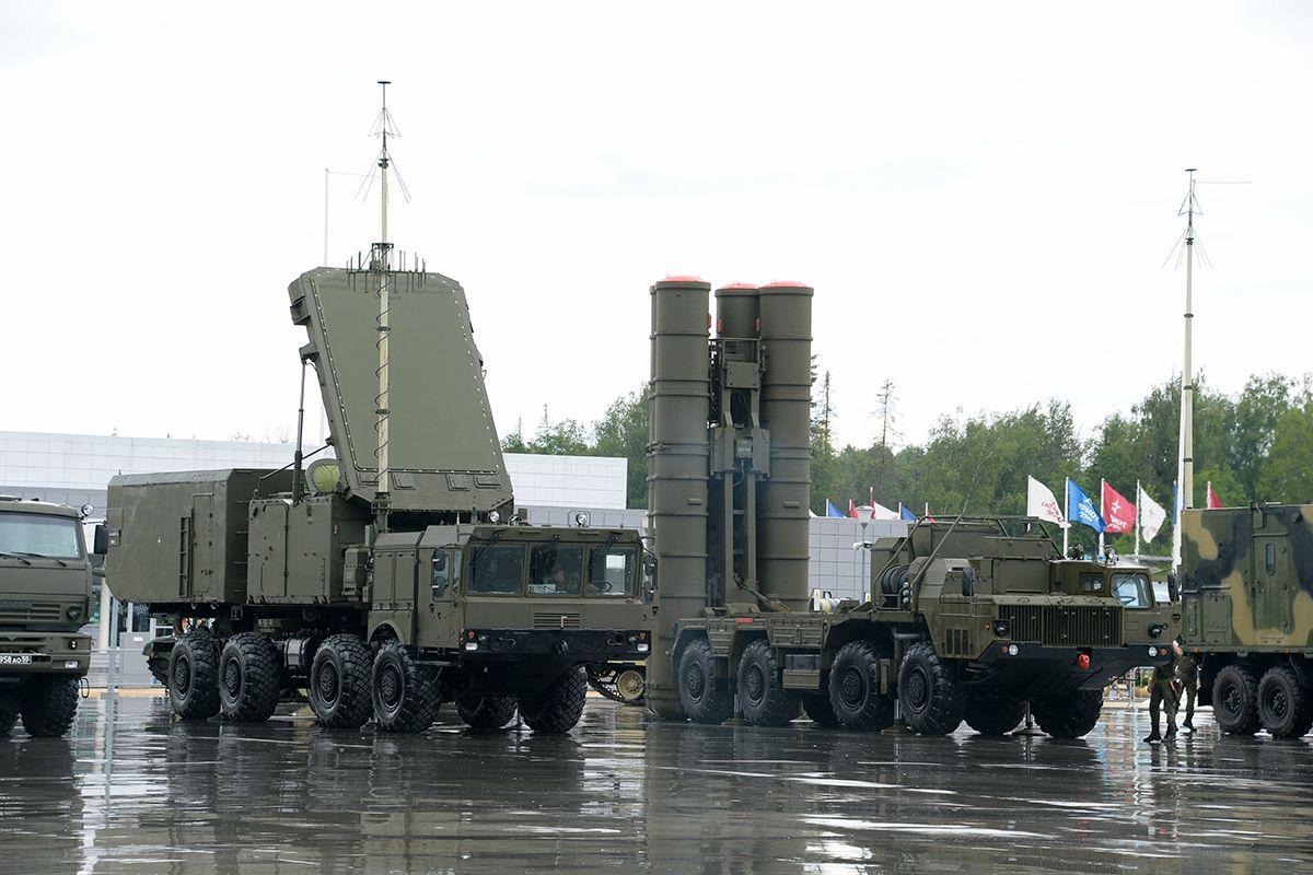 Ukraine war latest: Ukraine destroys Russian air defense radars in occupied Crimea, military says