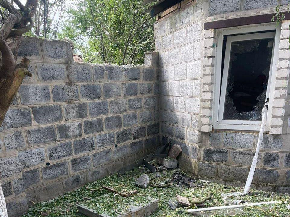 Russian attacks on Donetsk, Kherson oblasts kill 1, injure 5