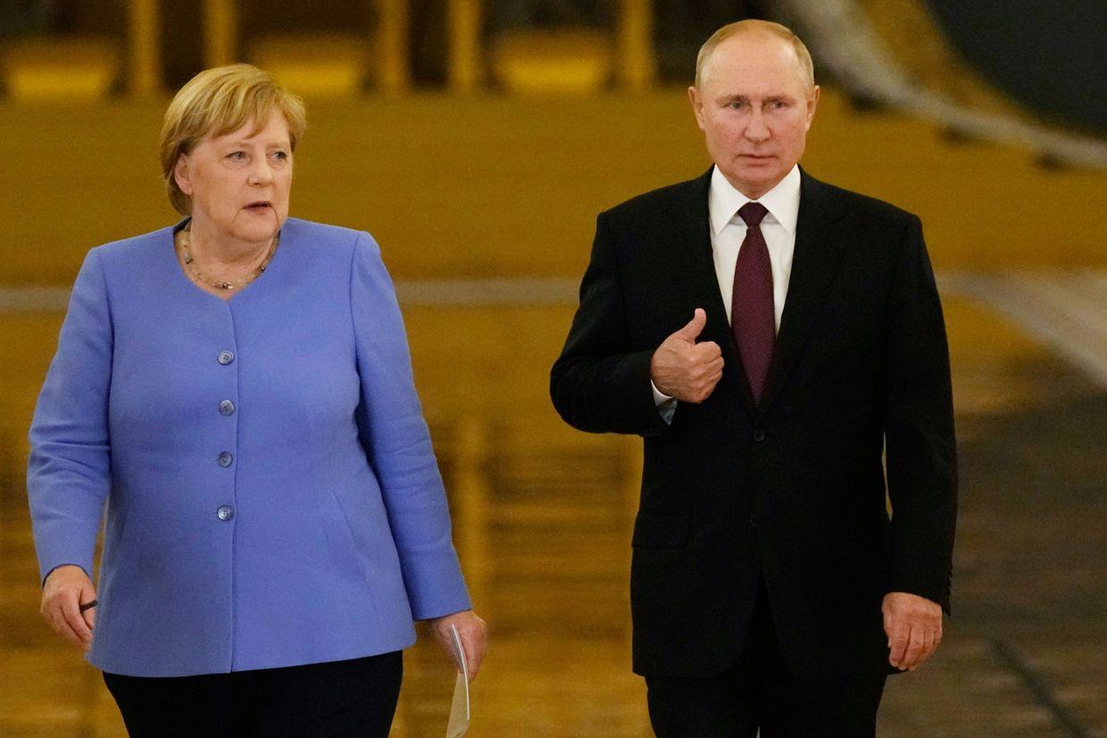 Merkel withheld information about Russia's intention to blackmail Europe with gas, German outlet reports