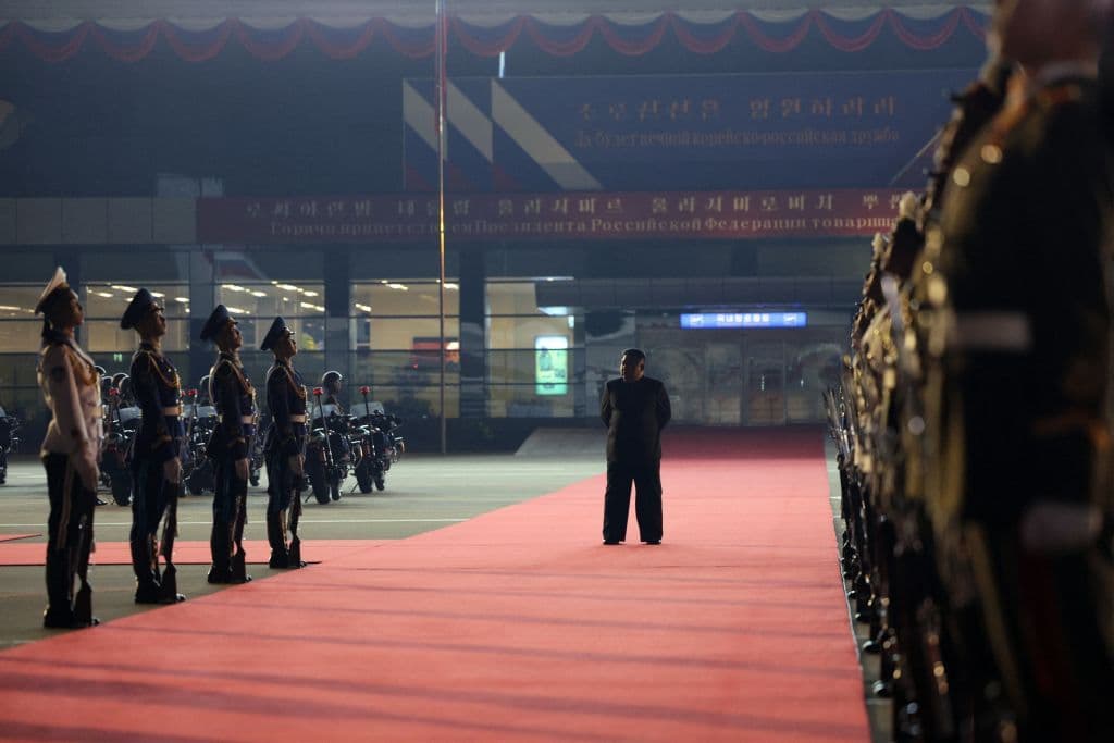 Kim Jong Un welcomes Chinese, Russian guests at parade marking North Korea's 75th anniversary