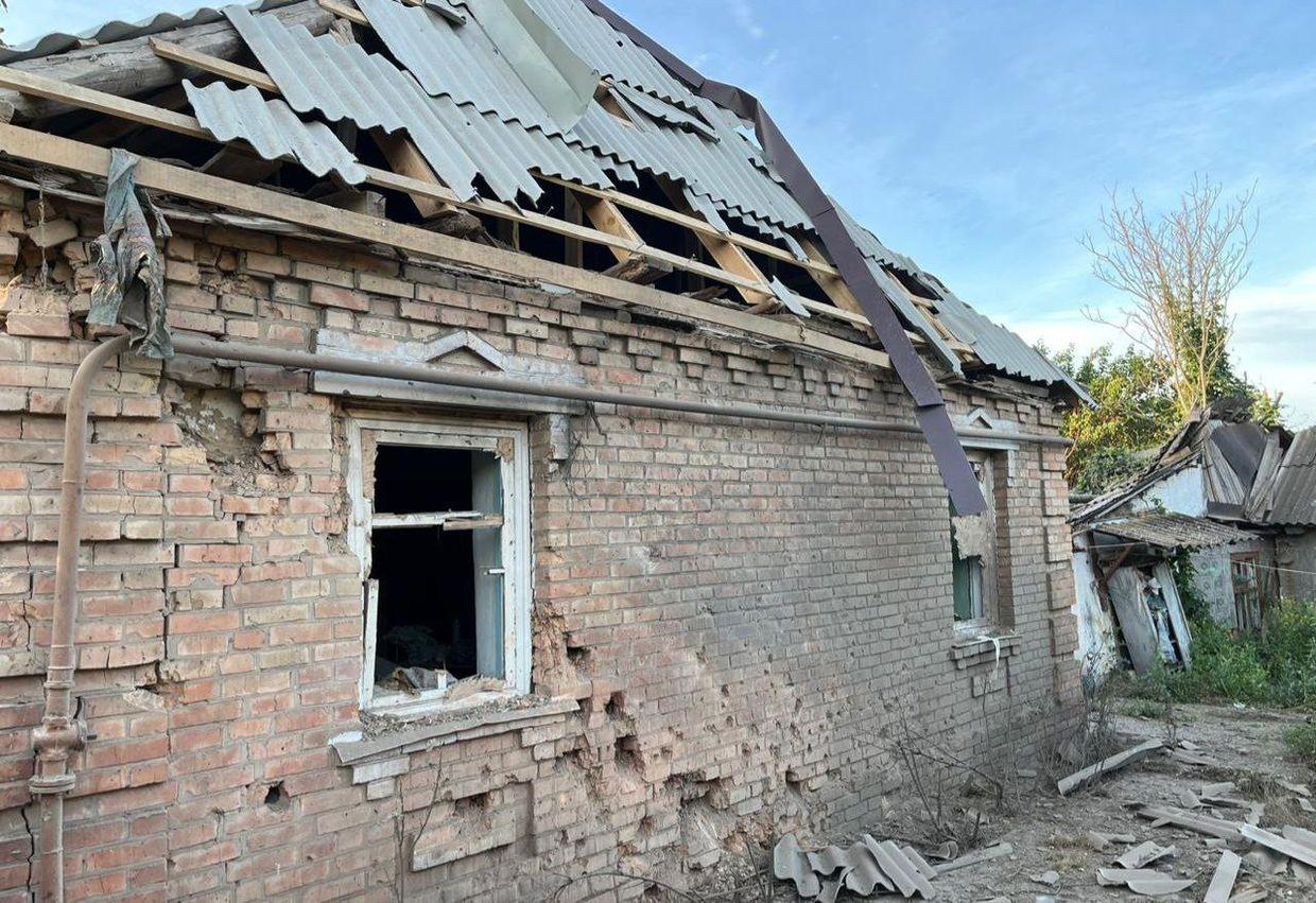 Russian attacks across Ukraine kill 2, injure 22 over past day