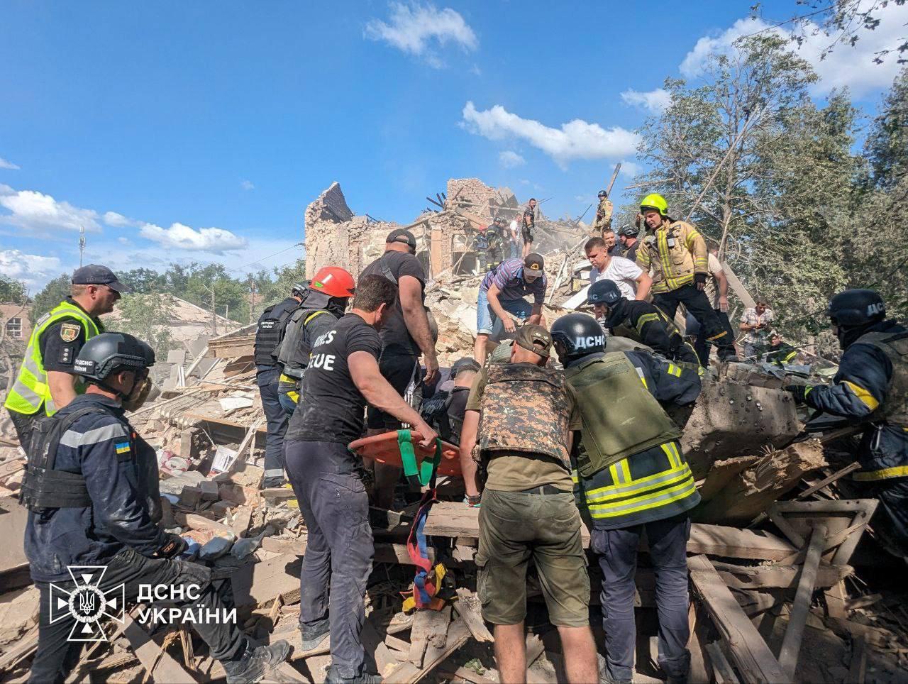 At least 9 dead, 29 injured in Russian missile strike on Kryvyi Rih
