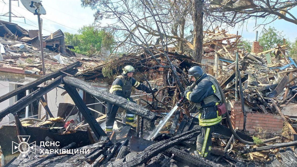 Russia attacks Kharkiv with glide bombs, killing 1, injuring 12