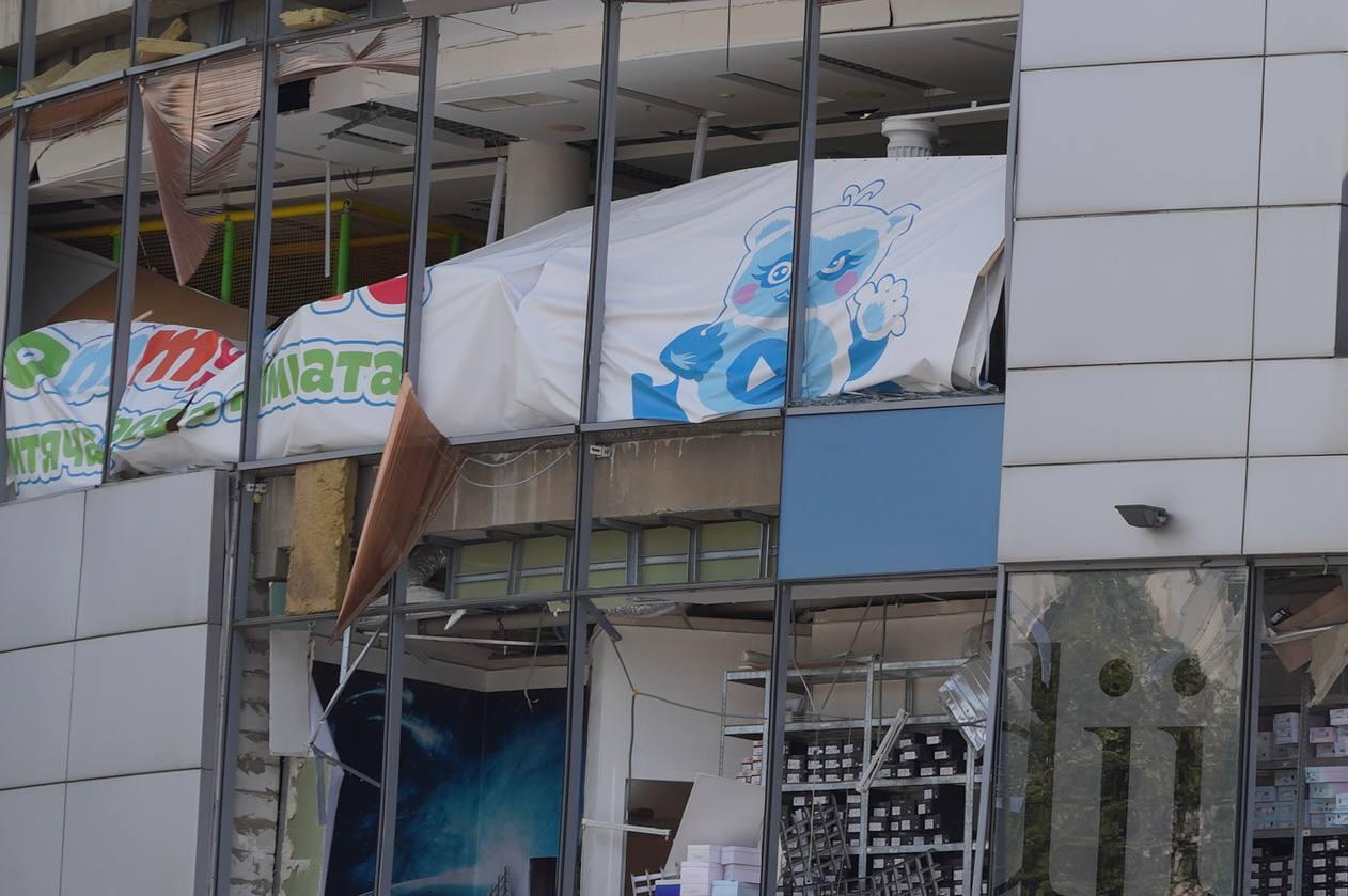 Russian attack on Dnipro kills 7, injures over 50, shopping center hit