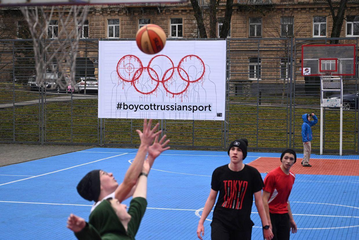 Incoming IOC president plans talks on Russia’s possible Olympic reinstatement, media reports